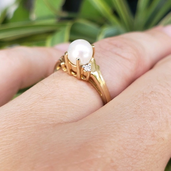 Natural Pearl and Diamond 10K gold ring size 6.25 - Picture 10 of 14